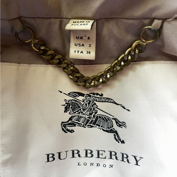Burberry London Light Jacket - Picture 5 of 5
